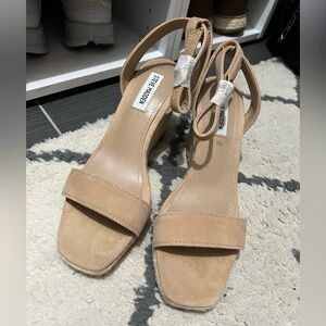 Steve Madden - Tan Strappy Heeled Sandals